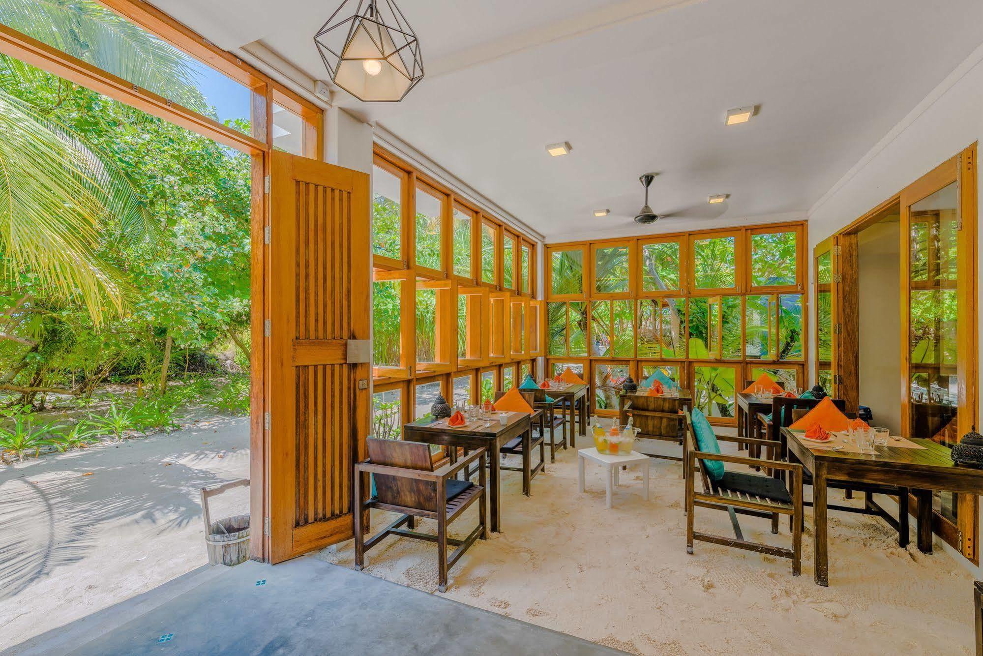 Boutique Beach All Inclusive Diving Hotel Dhigurah  Dış mekan fotoğraf